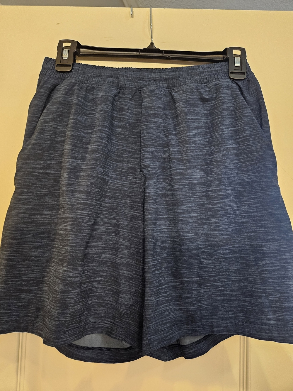Lululemon Pace Breaker Lined Men's Athletic Shorts in Heathered Navy 7"